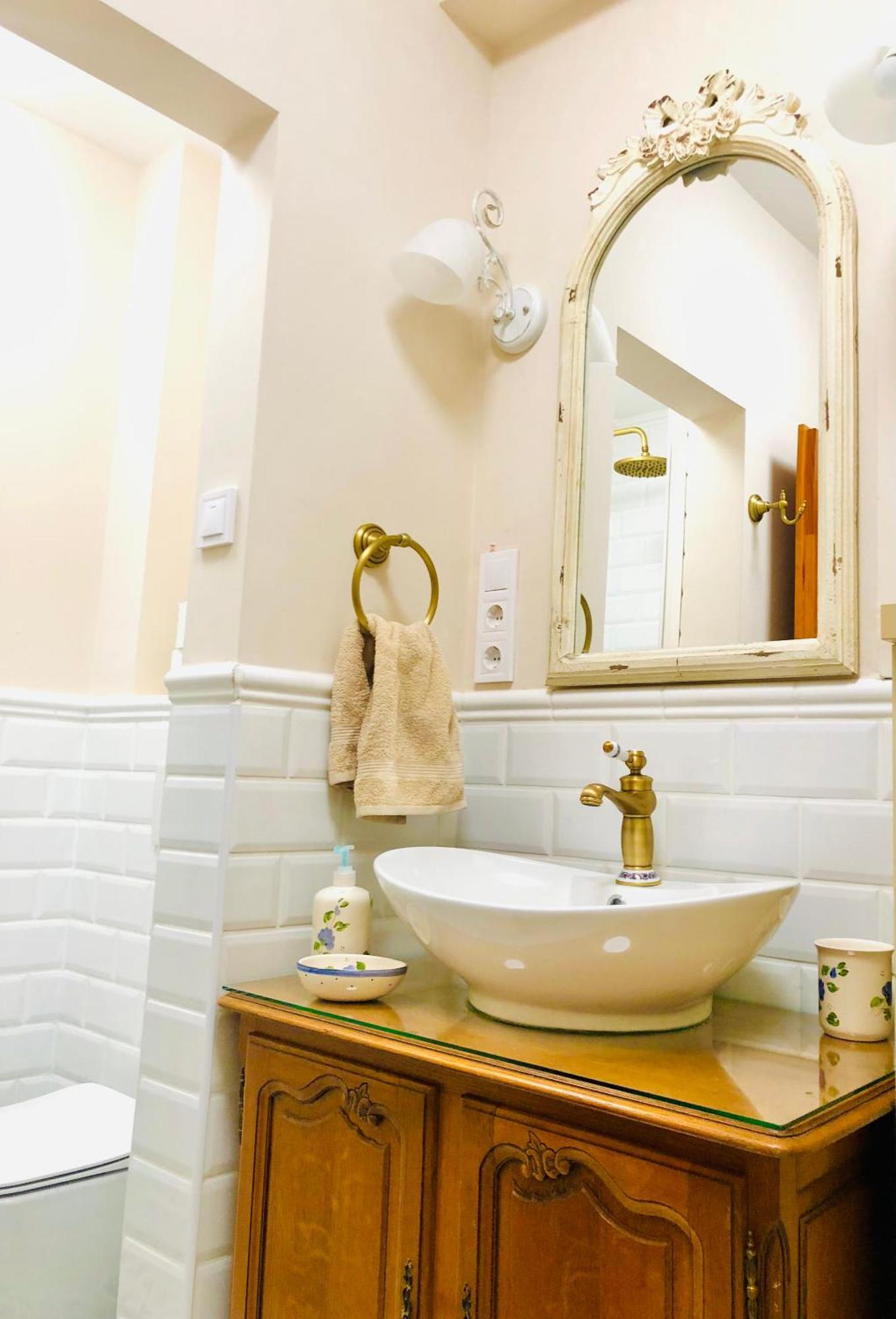 Lux Apartman Villa ハイデゥソボスロー エクステリア 写真