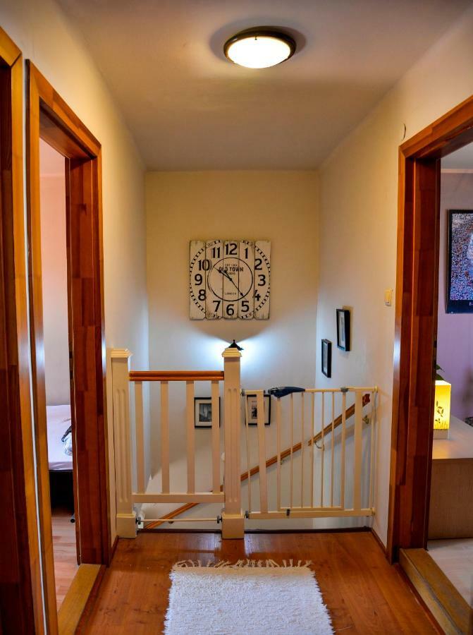 Lux Apartman Villa ハイデゥソボスロー エクステリア 写真